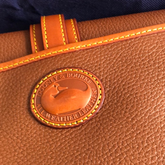 Dooney & Bourke Large Equestrian - Picture 5 of 8